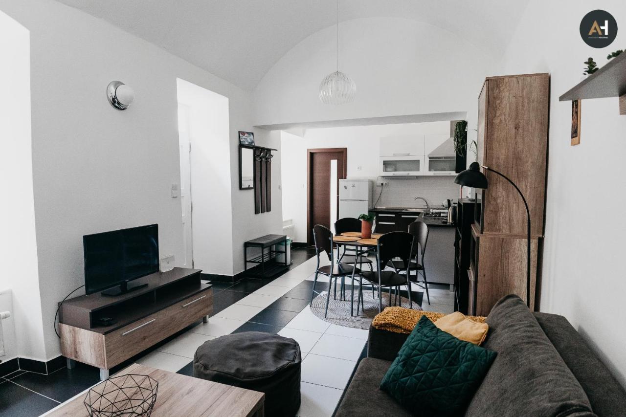 Ah Alzbetina Apartamento Košice Exterior foto